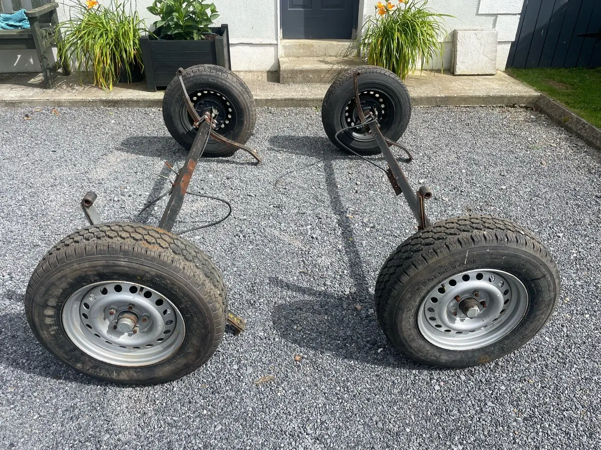 Trailer axels and wheels - Image 4