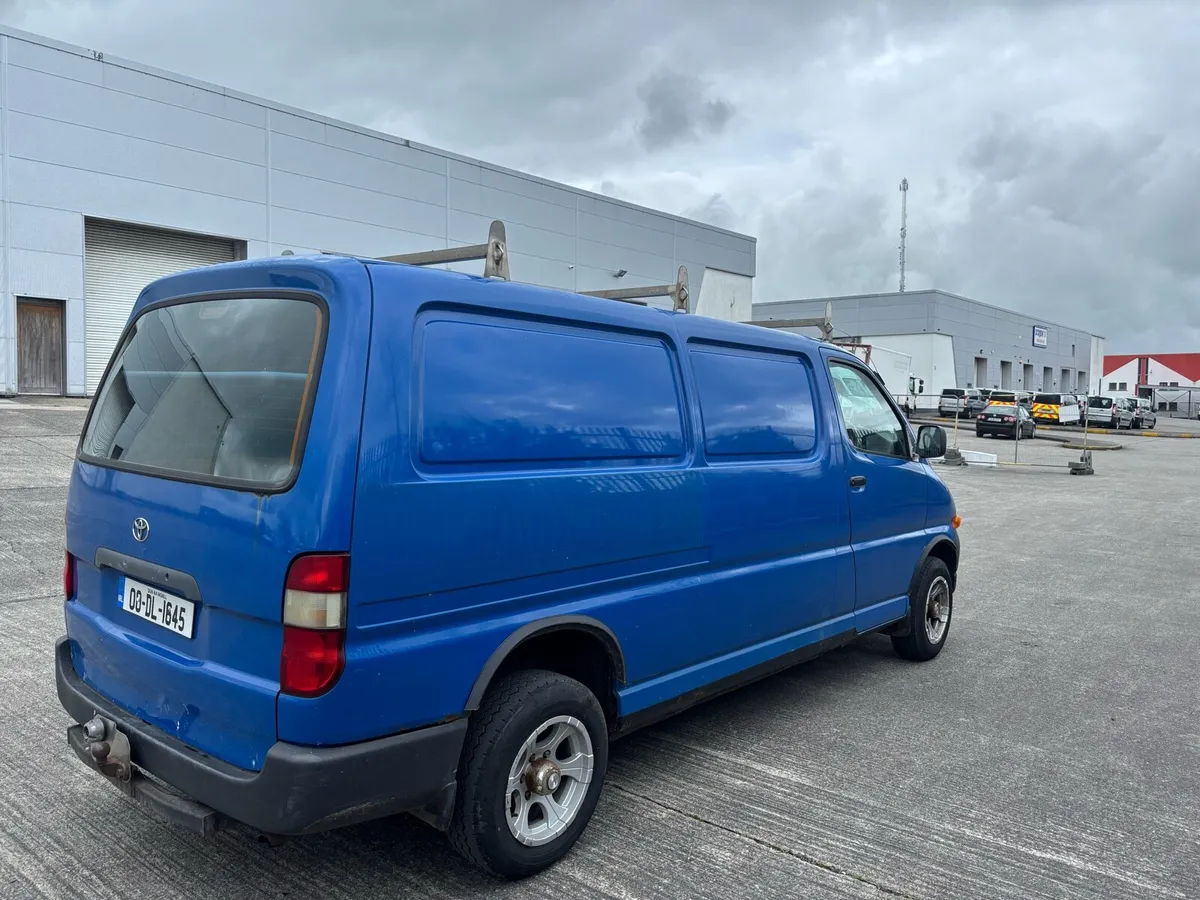 2000 Toyota hiace lwb 2.4 diesel - Image 3