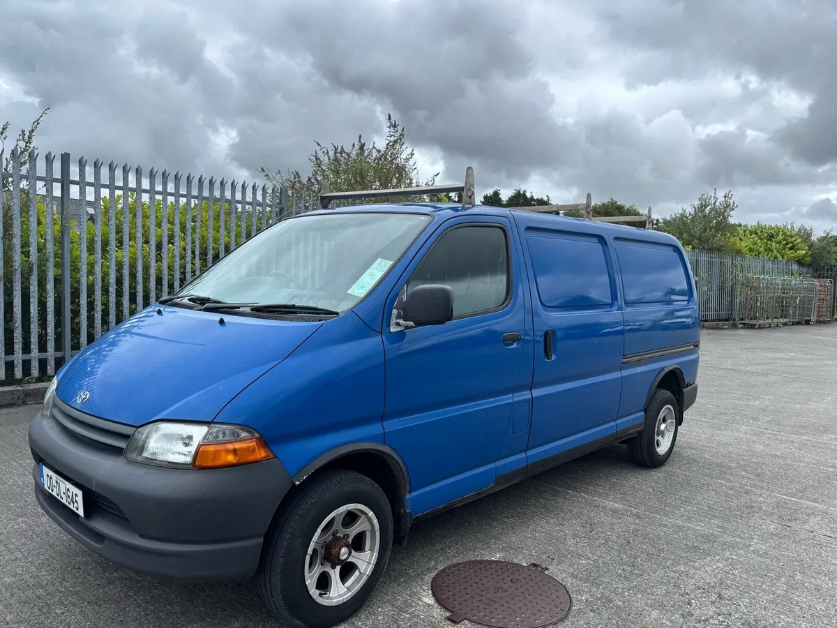 2000 Toyota hiace lwb 2.4 diesel - Image 4
