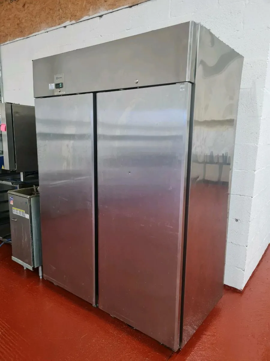 Williams Double Door Fridge 2023 - Image 4