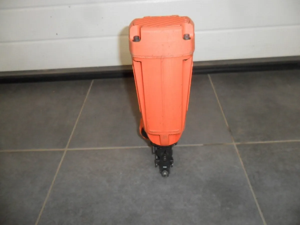 Pasiode nail gun - Image 3