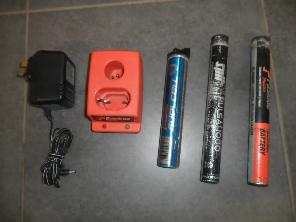 Pasiode nail gun - Image 4