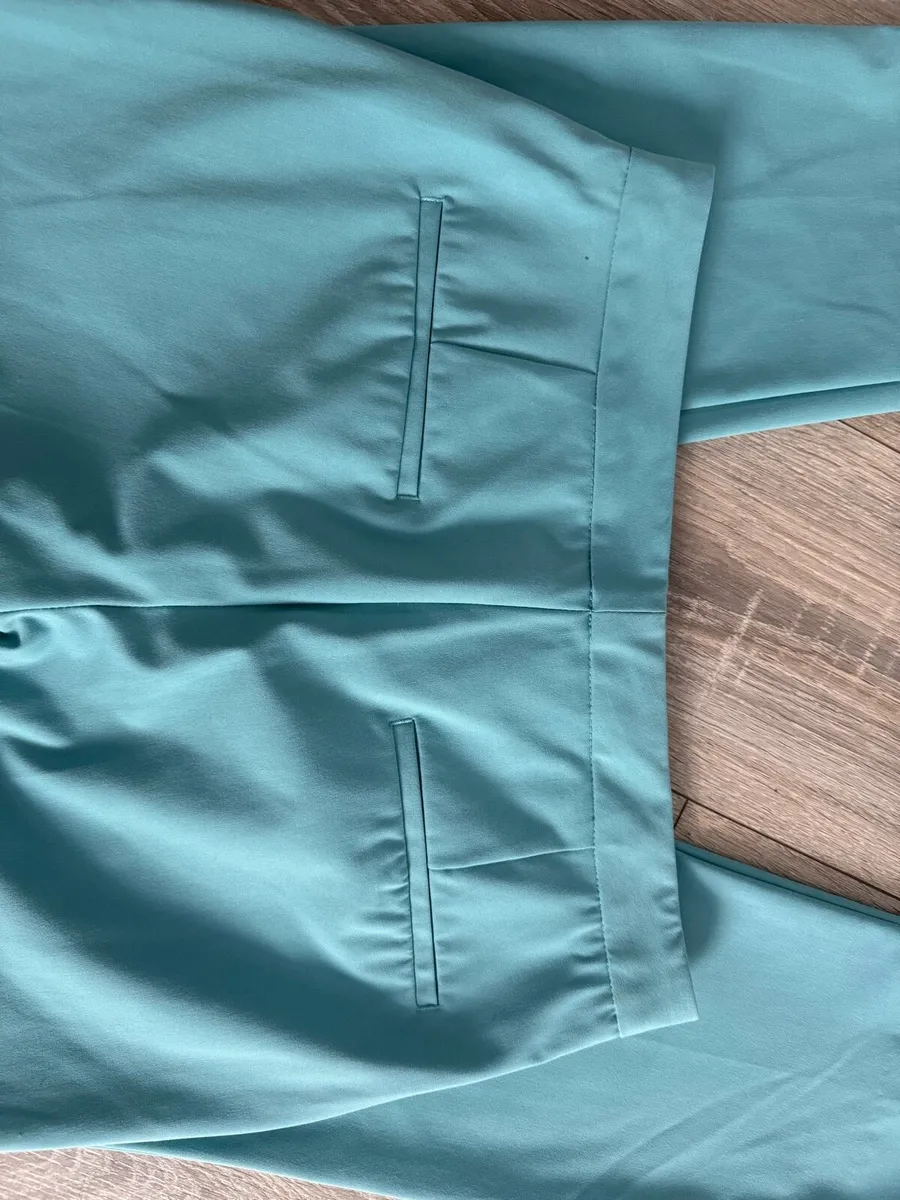Zara Trousers each 15 Euro size L - Image 3