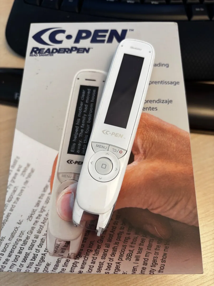 C pen reader used in box - Image 1