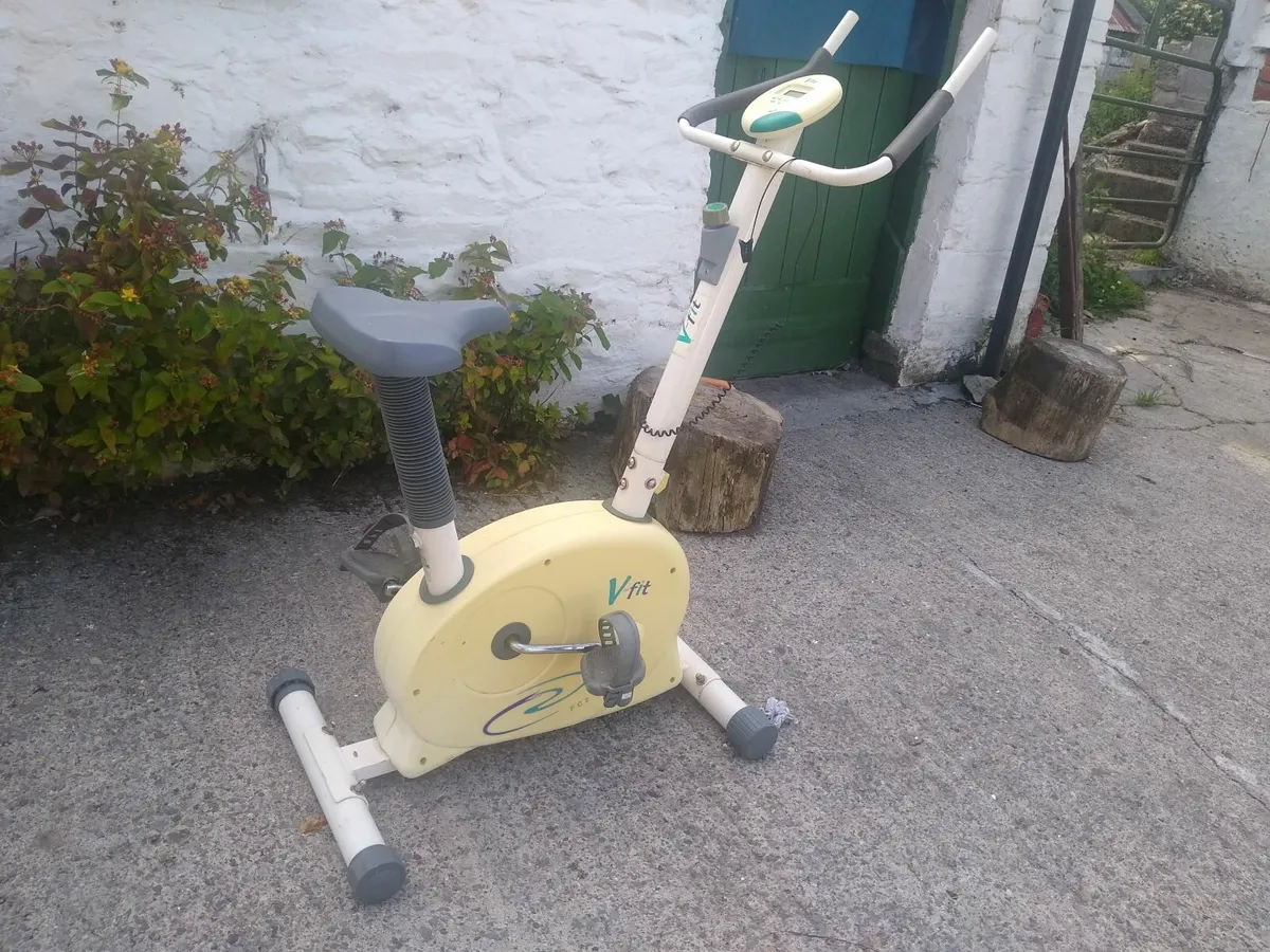 Exercise bike - Image 1