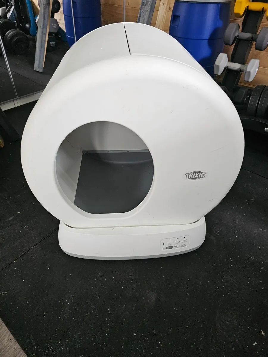 Trixie Self-Cleaning  Electric Cat Litter Box - Image 1