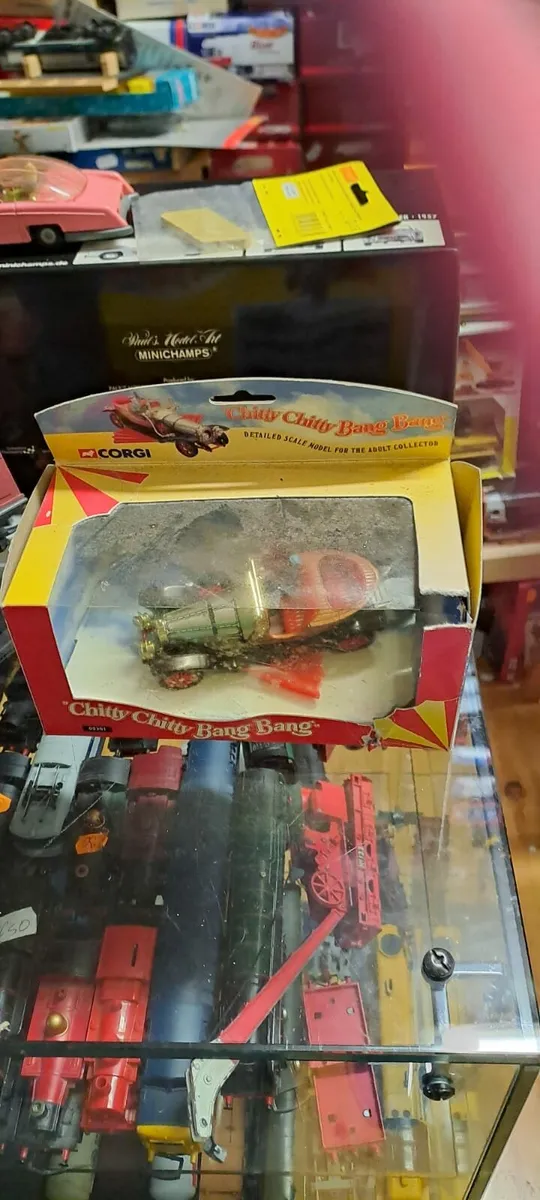 Corgi Chitty Chitty Bang Bang Car - Image 3