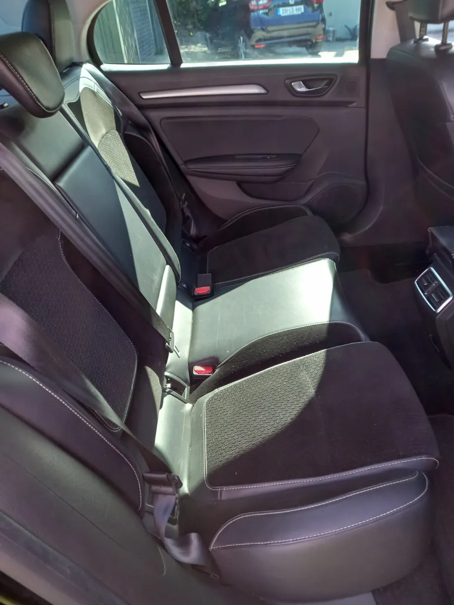 2019 Renault Megane 1.5 Diesel - Image 2