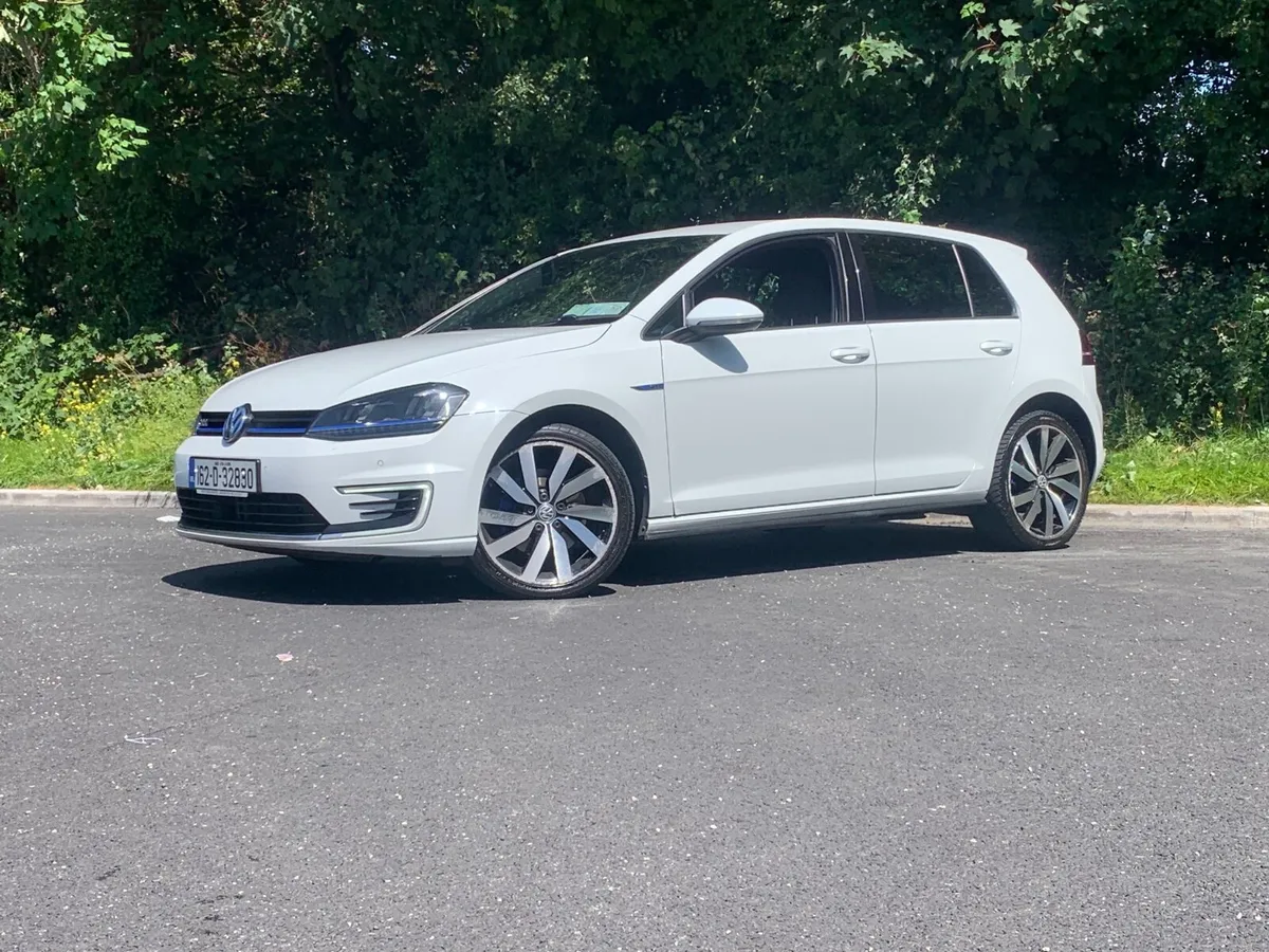 Stunning VW Golf G.T.E 1.4 PHEV NEW NCT VW service - Image 1