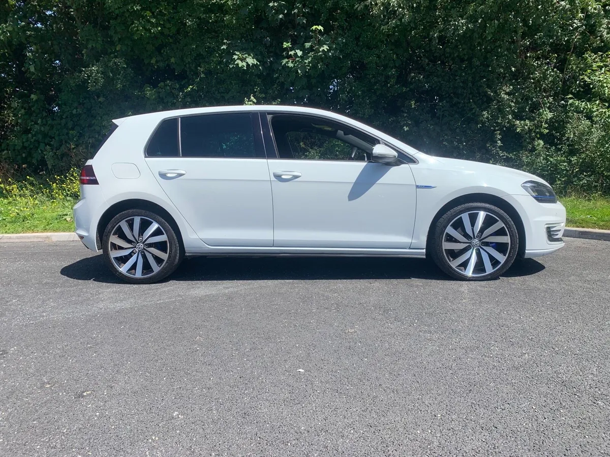 Stunning VW Golf G.T.E 1.4 PHEV NEW NCT VW service - Image 3