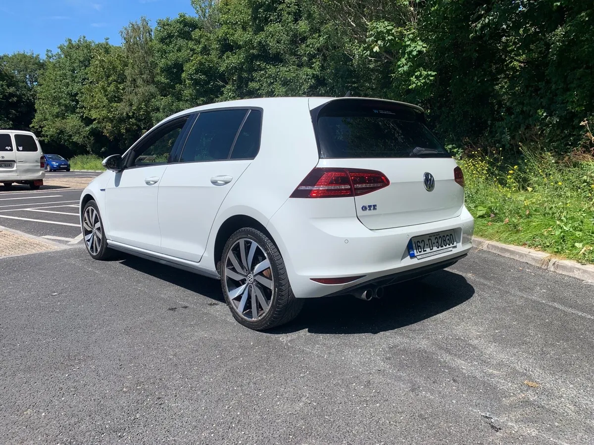 Stunning VW Golf G.T.E 1.4 PHEV NEW NCT VW service - Image 4