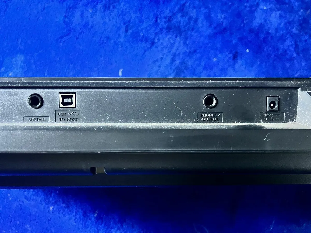 Electric Yamaha Piano - Image 3