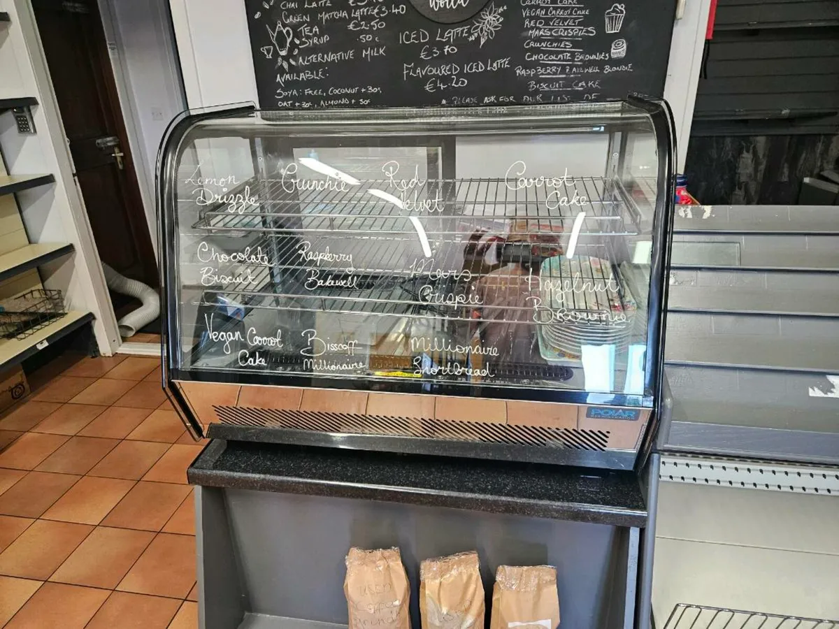 Polar display fridge