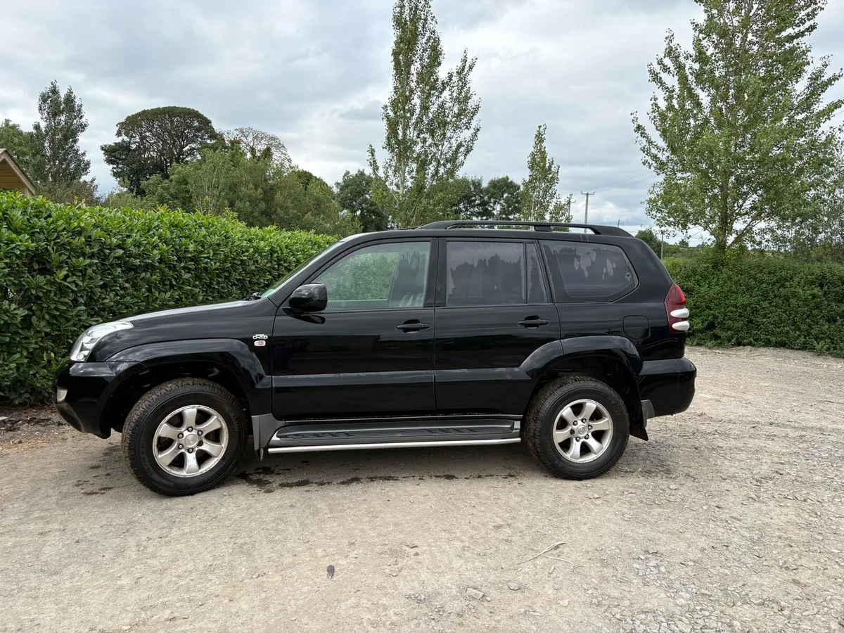 Toyota Landcruiser LC5 - Image 1