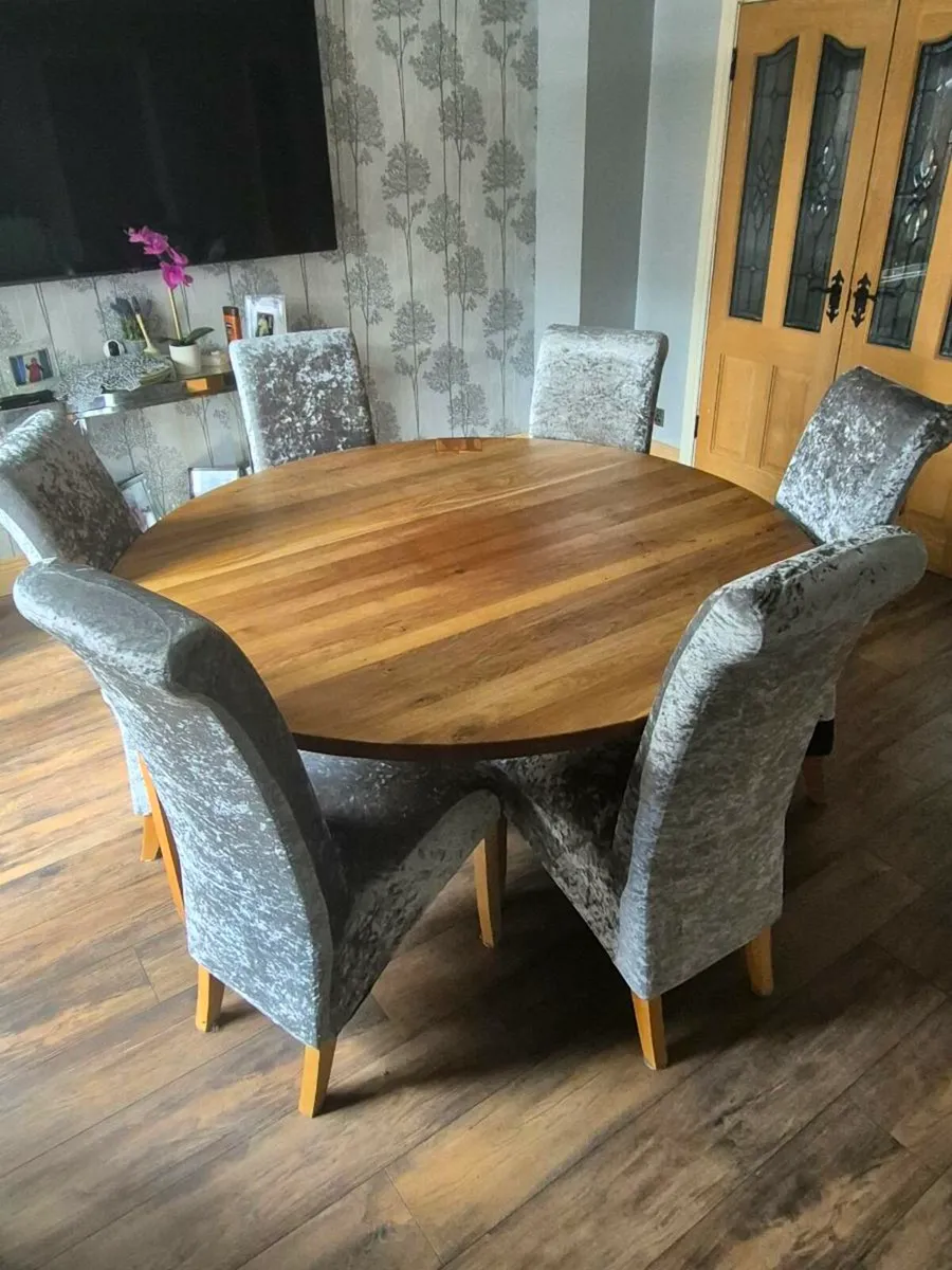 Kitchen Table and Chairs - Image 2