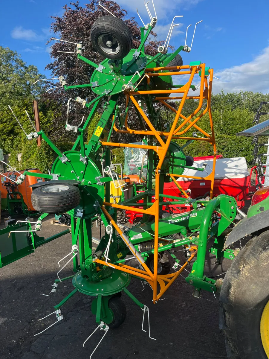 New Malone Tedder 6 rotor - Image 4