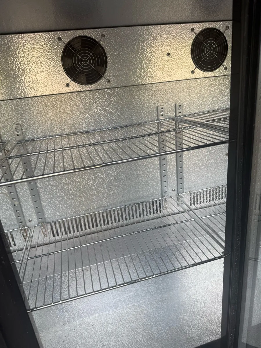 Triple door bottle fridge - Image 2