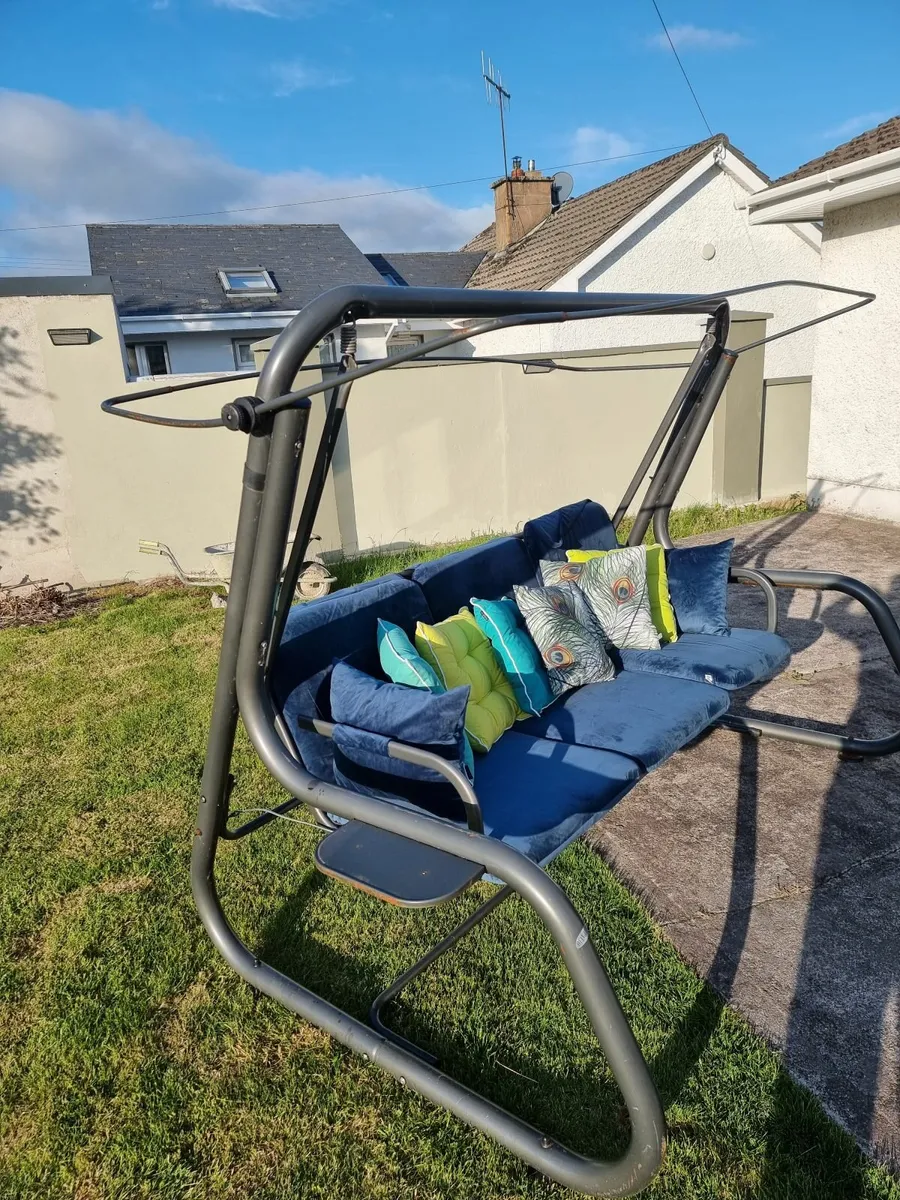 Frige freezer  Swing Chairs - Image 4