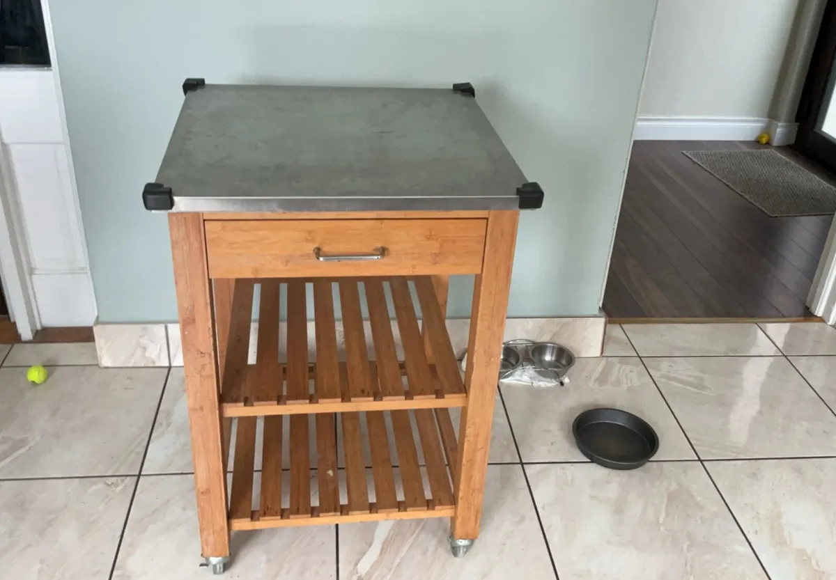 Butchers block/shelving unit - Image 1
