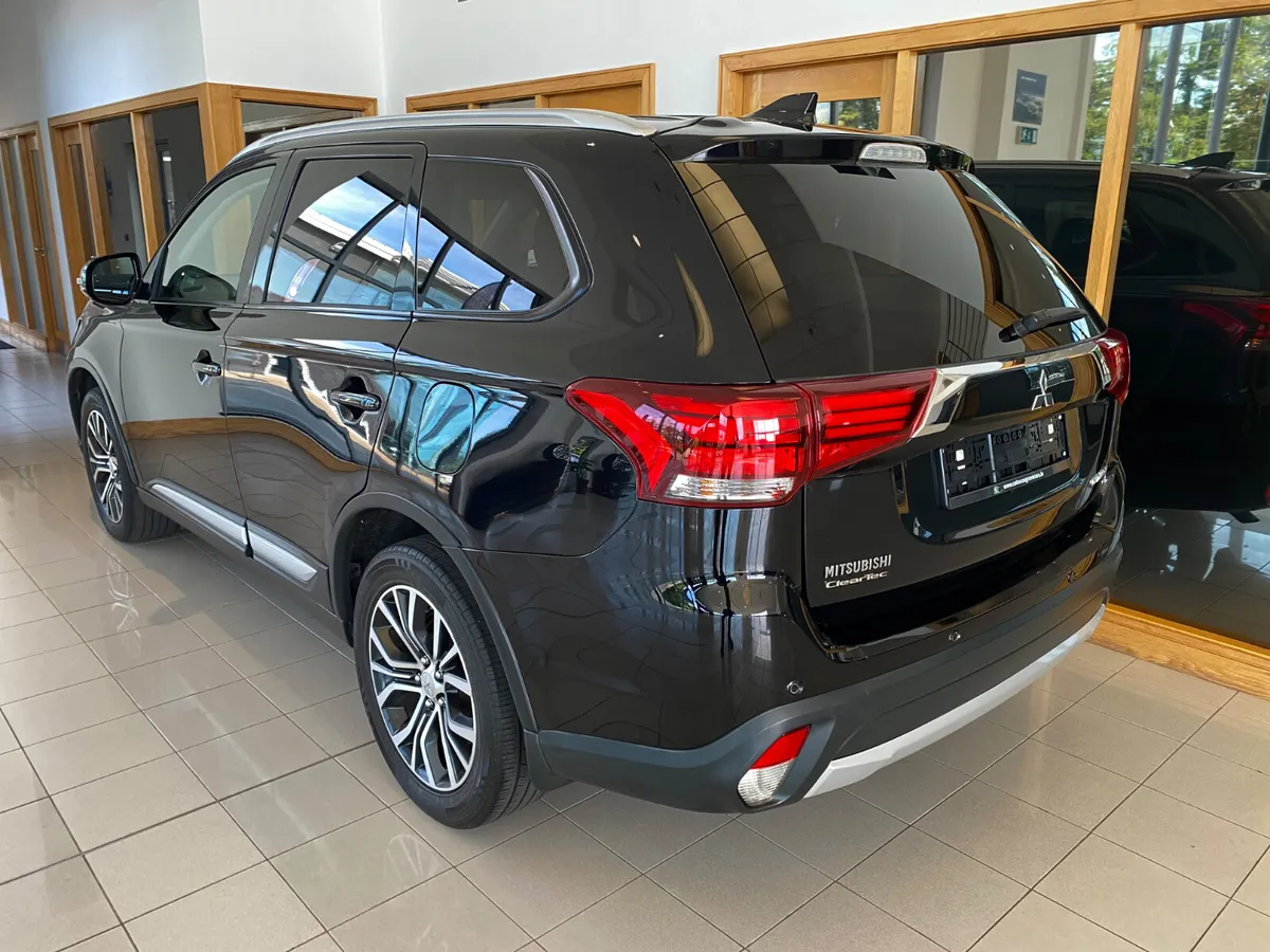 Mitsubishi Outlander 2018 - Image 4
