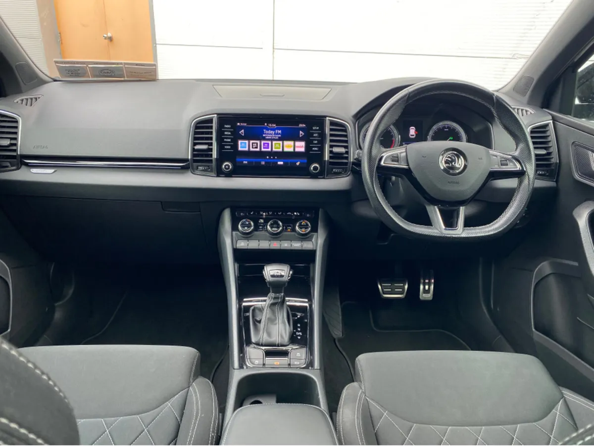 Skoda Karoq SPORT 1.6 TDI 115HP DSG 4DR AUTO - Image 3