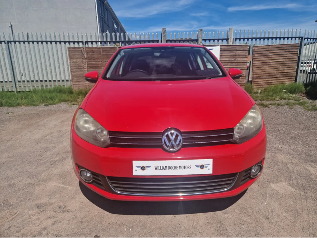 Volkswagen Golf 1.2 PETROL AUTO - Image 3