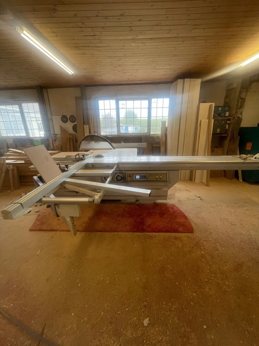 Woodwork machinery - Image 1