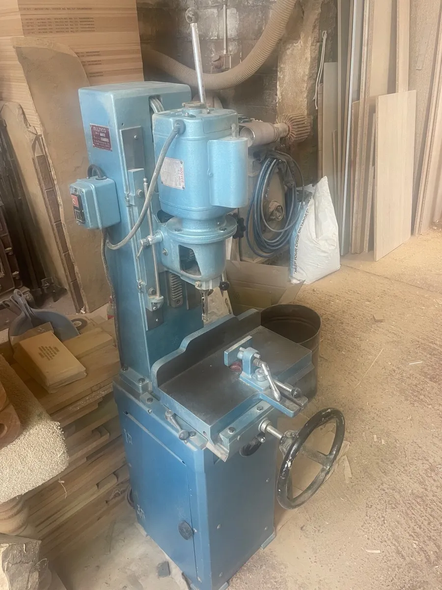 Mortise machine - Image 1