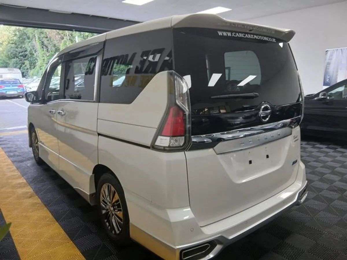 Nissan Serena 2.0 Petrol Hybrid New Nct Warranty - Image 4