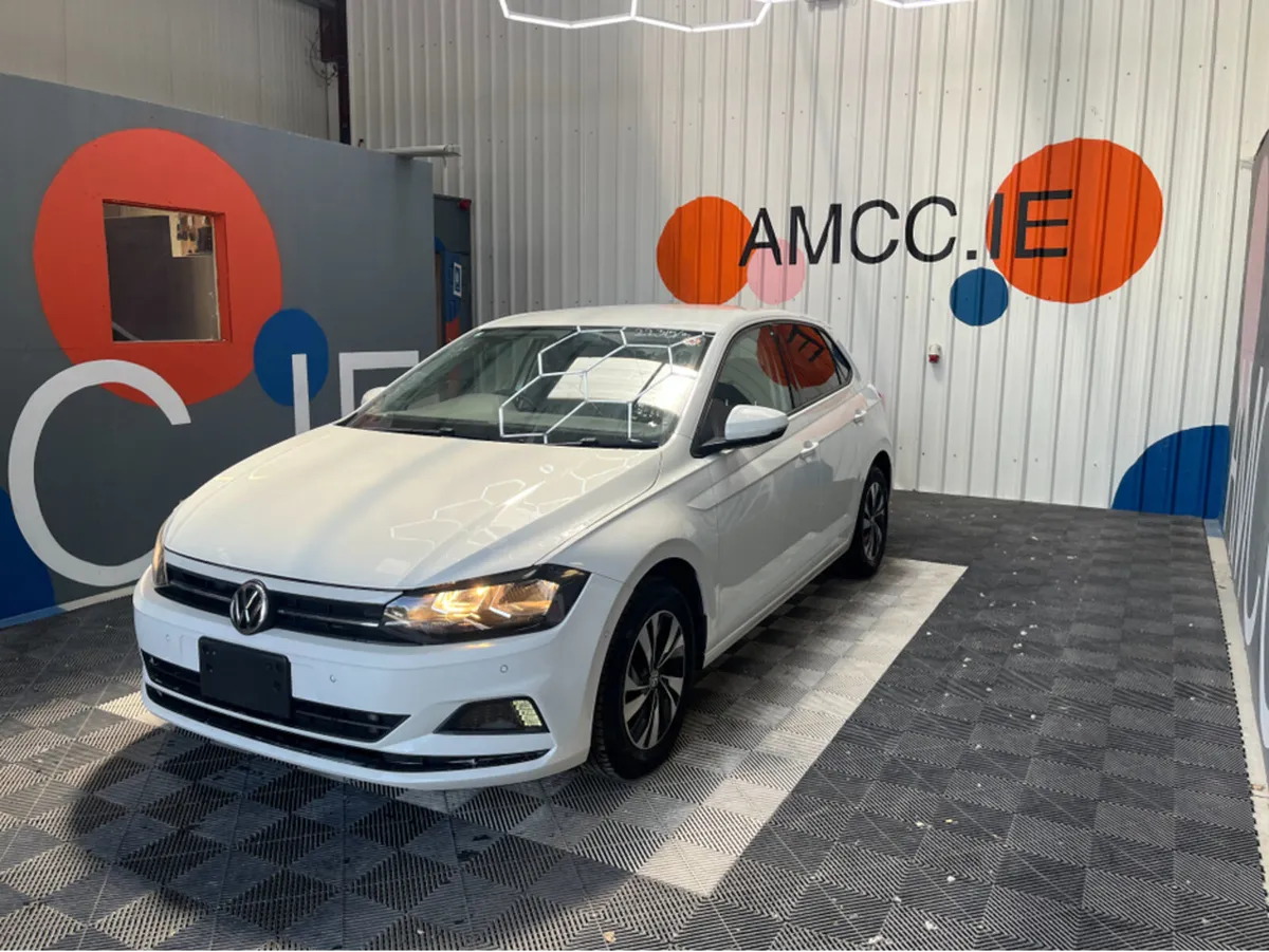 Volkswagen Polo 1.0 PETROL / 44k KMs / REVERSE CAM - Image 3