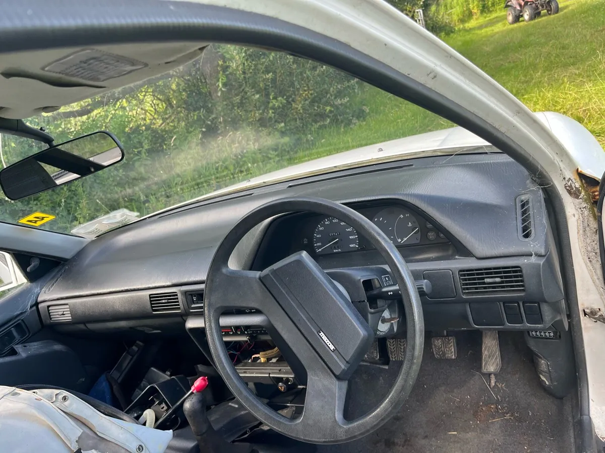Mazda 323bg 1994 - Image 4