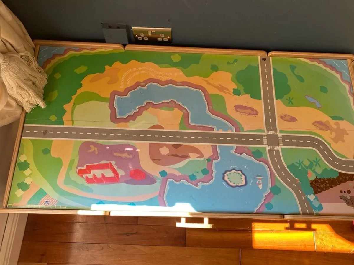 Wooden Train Table - Image 3