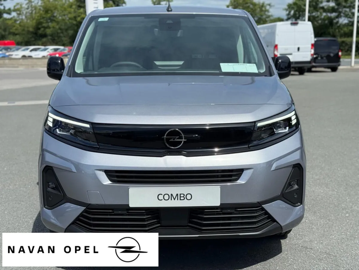 Opel Combo All-New Sportive SWB Automatic 1.5 TD 1 - Image 3