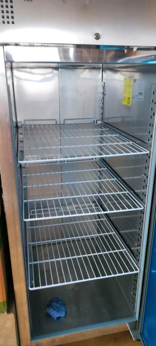 COMMERCIAL UPRIGHT BAKERS Freezer - Image 1