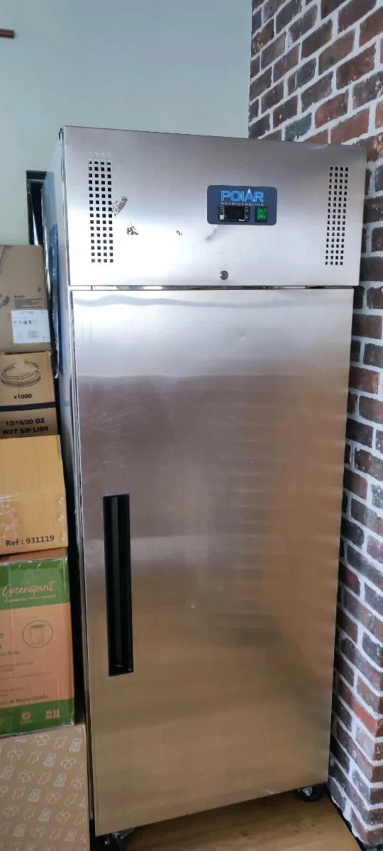 COMMERCIAL UPRIGHT BAKERS Freezer - Image 2