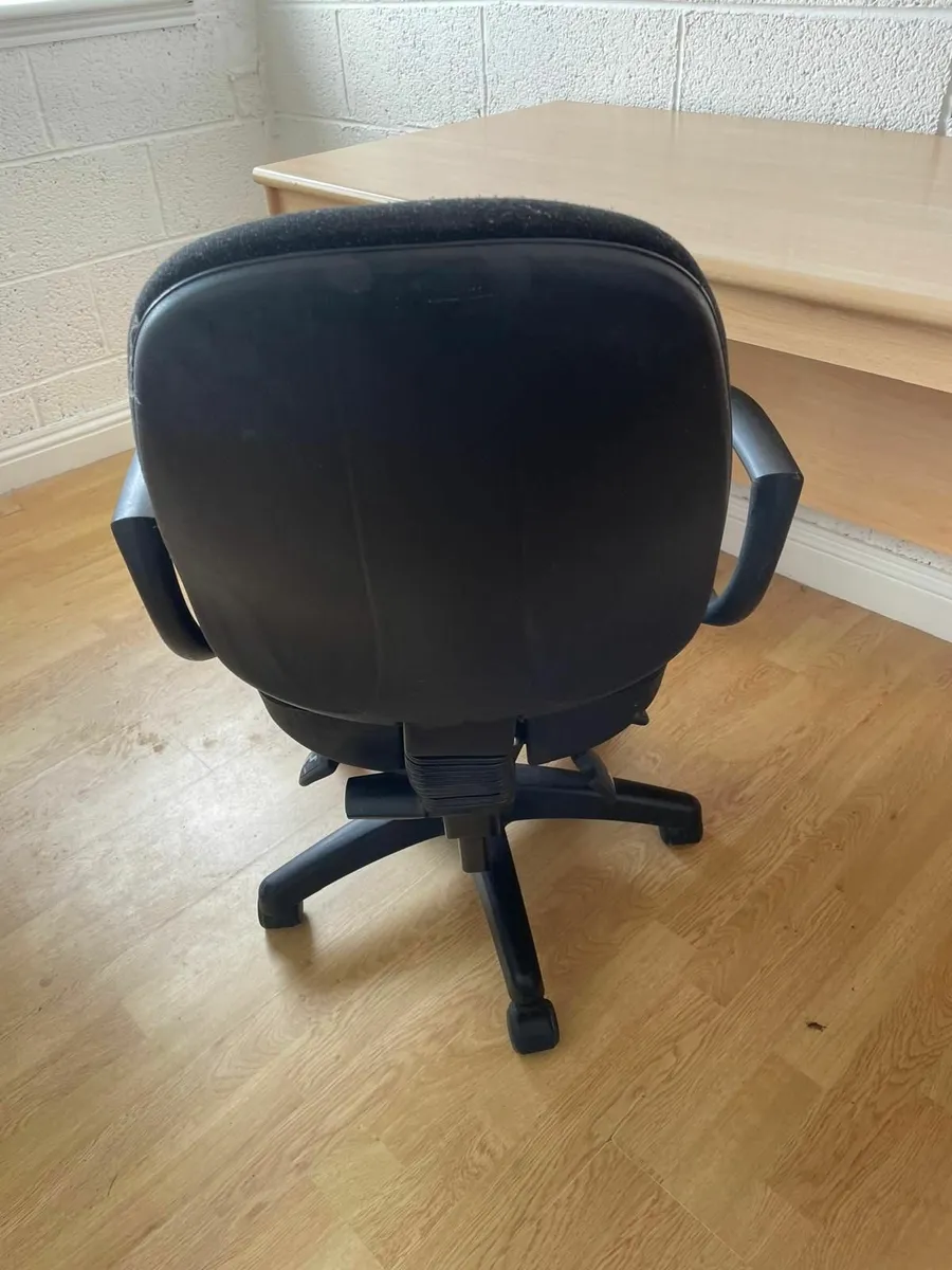 Office furniture - €600 for the lot (Galway based) - Image 3