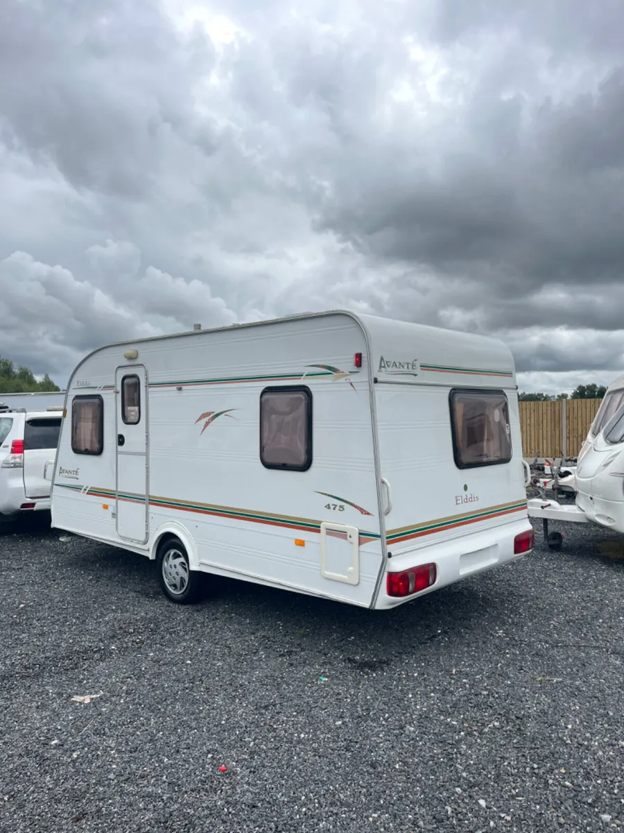 Elddis Avante 5 Berth Lightweight Caravan - Image 3
