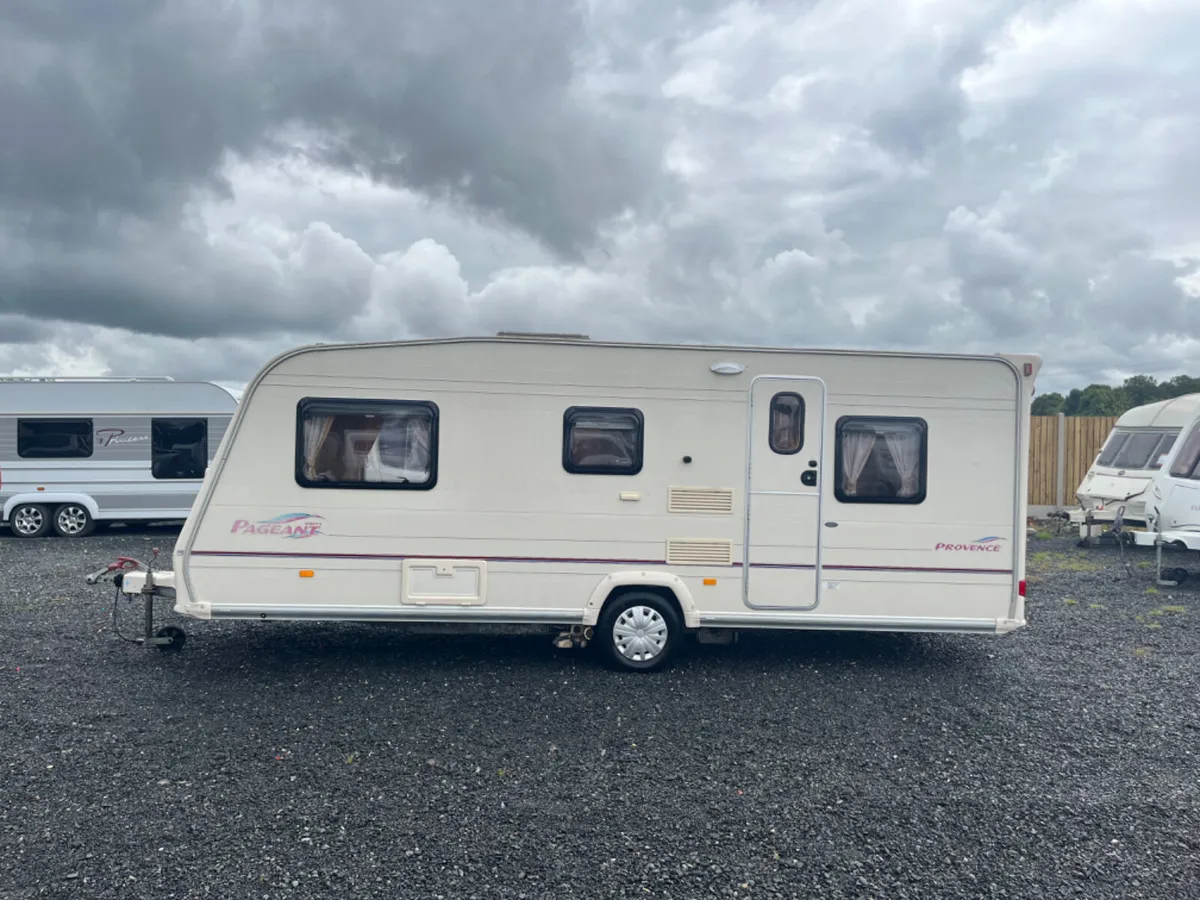 Bailey Pageant MINT 5 Berth Caravan - Image 4