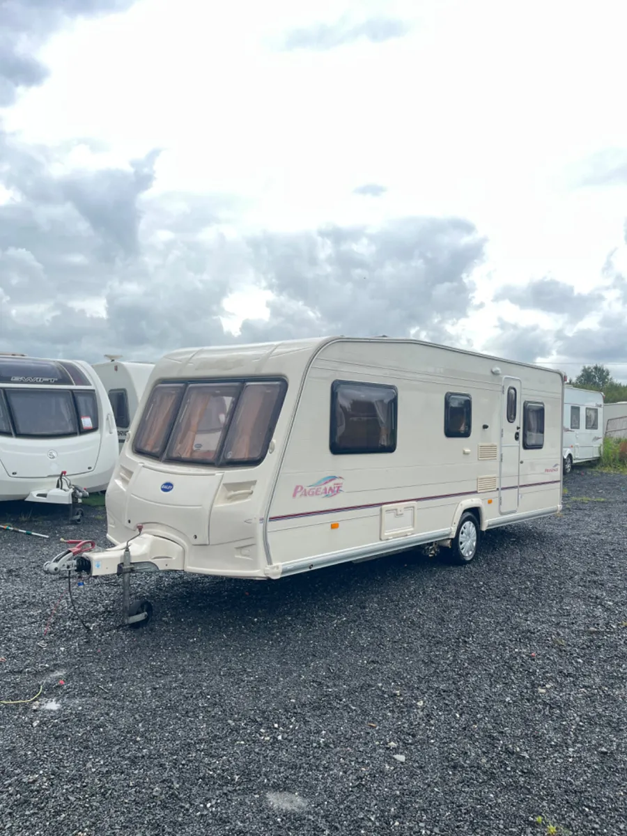 Bailey Pageant MINT 5 Berth Caravan - Image 1