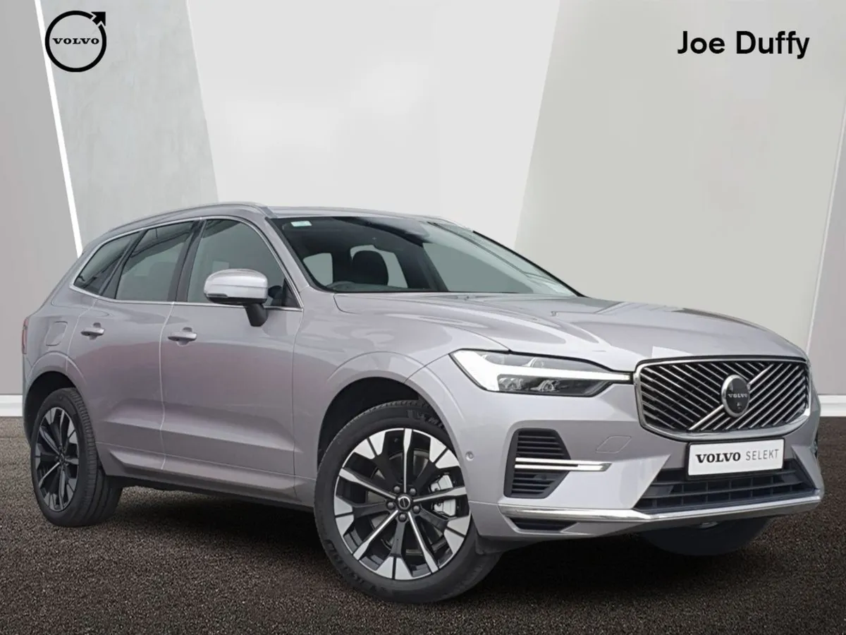 Volvo XC60 Phev Plus Bright T6 - Image 1