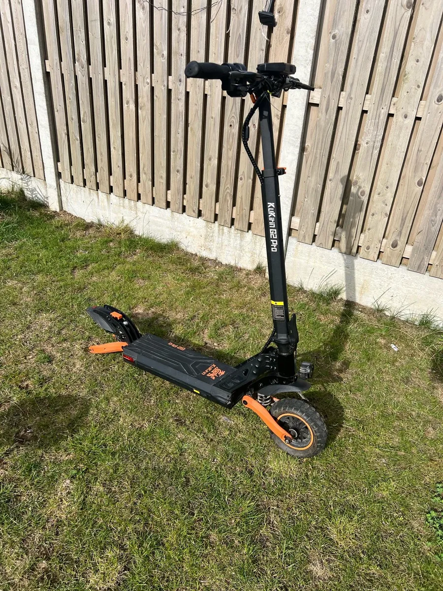 KugooKukirin G2 Pro Electric Scooter + Accessories - Image 3