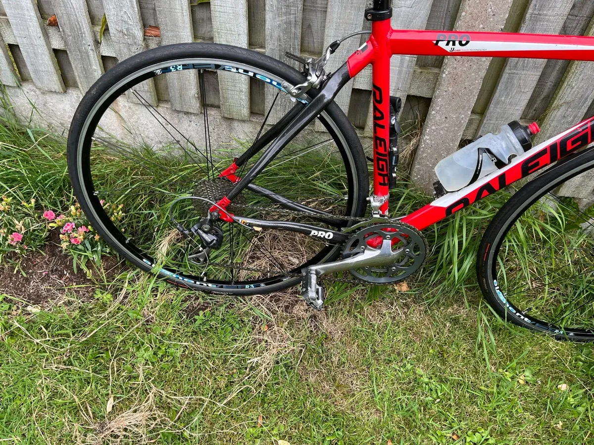 Raleigh Pro Race Road Bike - Image 3