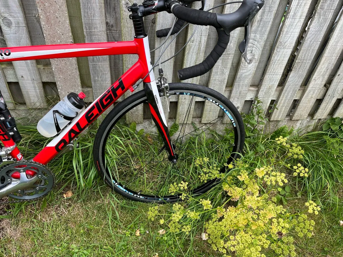 Raleigh Pro Race Road Bike - Image 4