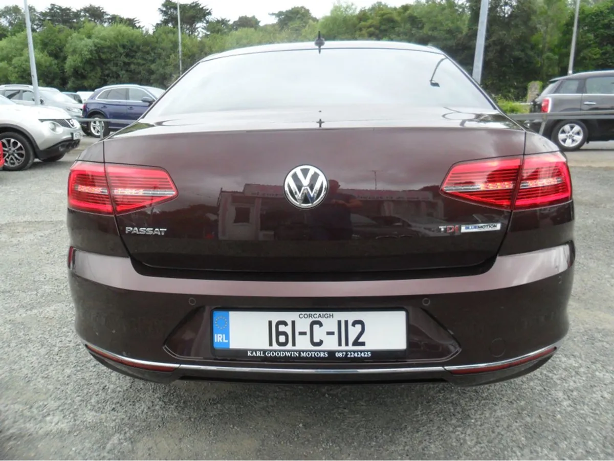 Volkswagen Passat Highline BE 1.6 TDI Manual 6spe - Image 4