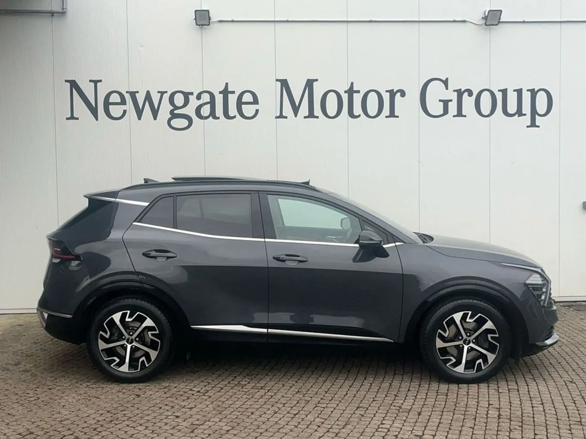 Kia Sportage K4 Diesel Sunroof 5DR - Image 4