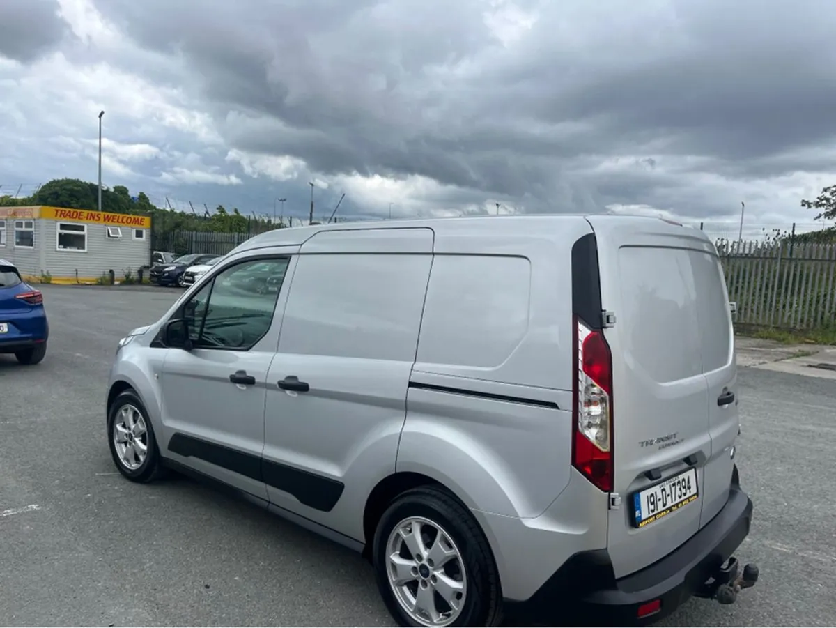 Ford Transit Connect MCA Trend SWB 1.5 100P 100PS - Image 3