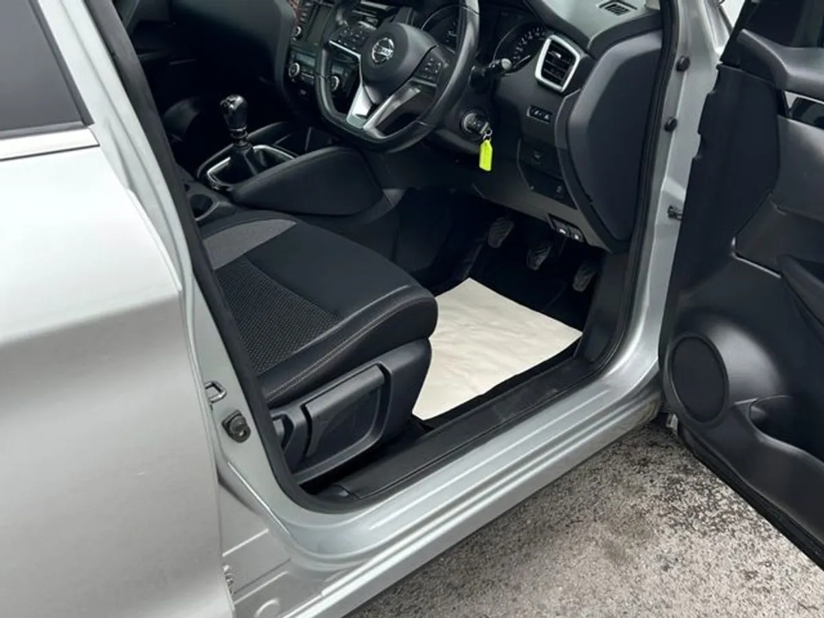 Nissan QASHQAI 1.5 DSL SE My20 4DR - Image 3