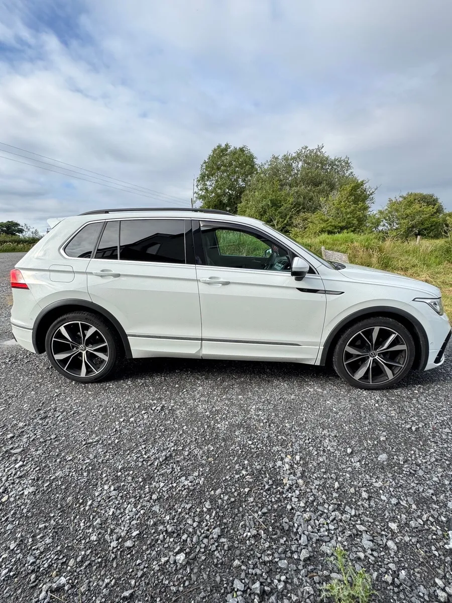 Volkswagen Tiguan 2021 - Image 3