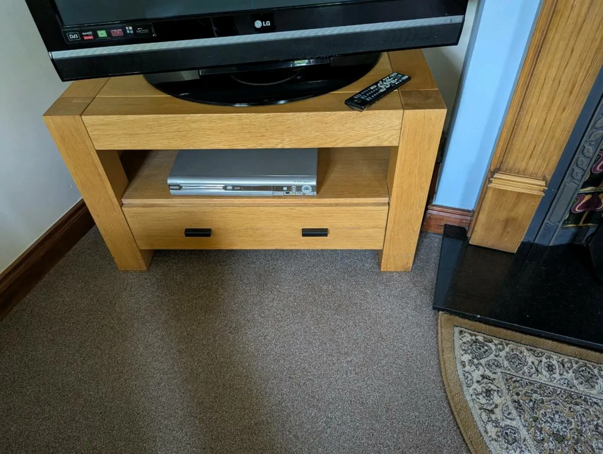 LG42" T.V + Stand + DVD player - Image 4