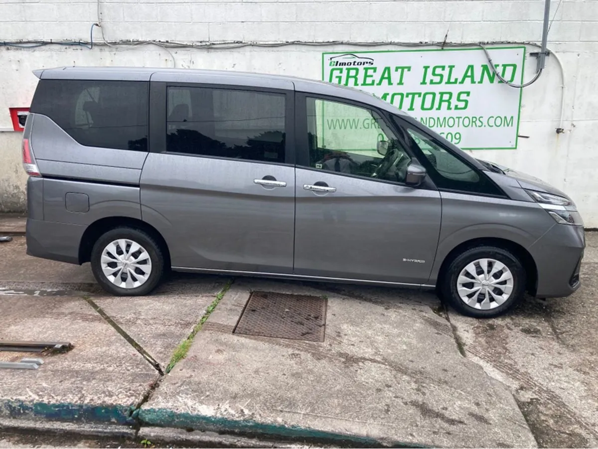 Nissan Serena 2.0 5aa-gc27 5DR Auto - Image 4